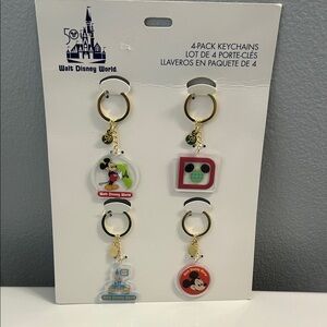 Walt Disney World Keychain Set